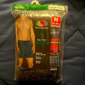 5 pack Mens boxers medium